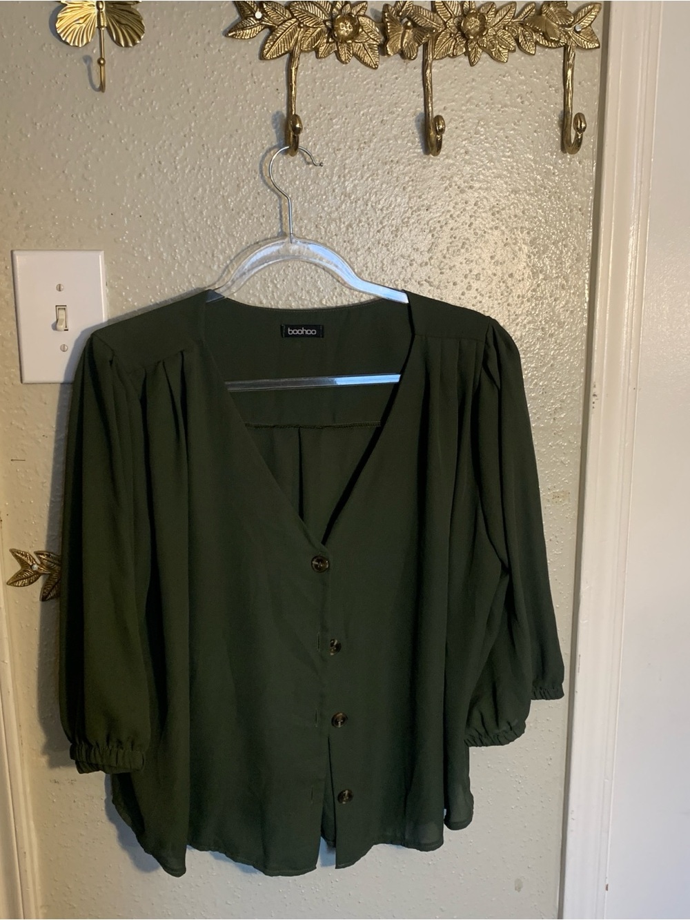 boohoo Deep Olive Green Button-Front V-Neck Blouse Size Large